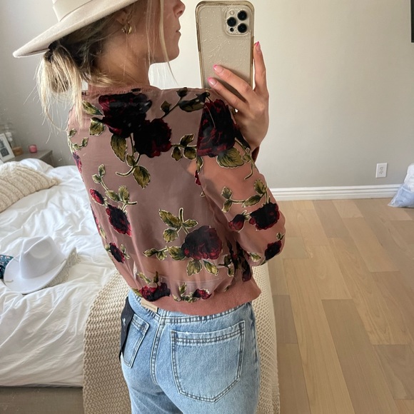 Size M jacket - Picture 3 of 3